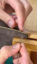 ひと針に魂を込めて。革仙家が『手縫い』にこだわり続ける理由